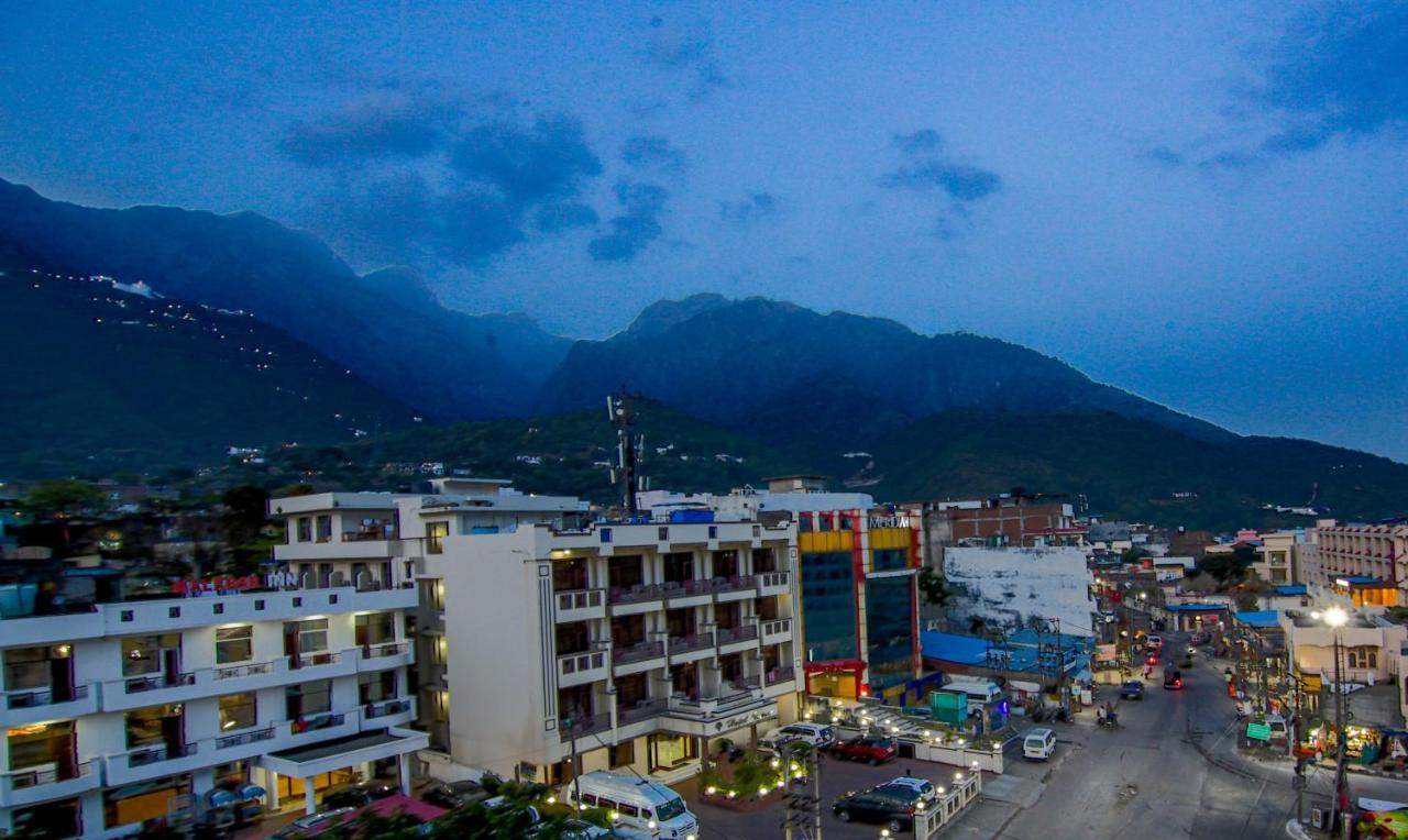 Itsy Hotels Satya Shree Katra  Exterior foto